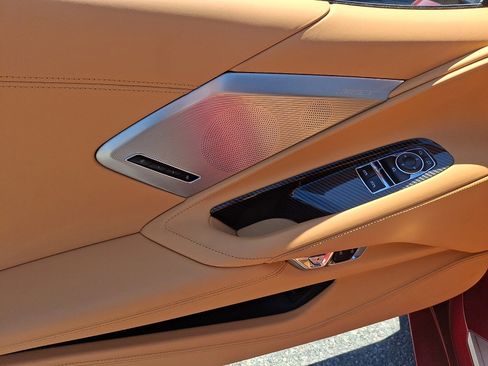 Used 2021 Chevrolet Corvette Stingray Premium Cpe w/ Z51 Performance Package RWD image 11