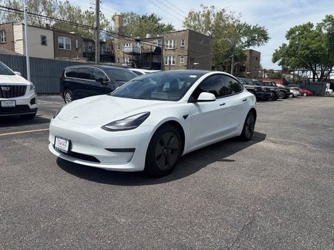 Used 2023 Tesla Model 3 Standard Range RWD image 3