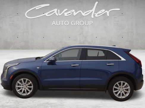 Certified 2023 Cadillac XT4 Luxury w/ Cold Weather Package image 4