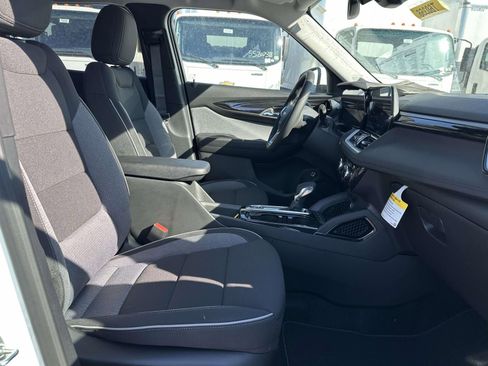 New 2026 Chevrolet TrailBlazer LT w/ Convenience Package image 25