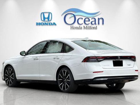 New 2026 Honda Accord Touring image 3