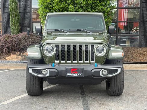 Used 2023 Jeep Wrangler Unlimited Sahara w/ Cold Weather Group AWD/4WD image 3