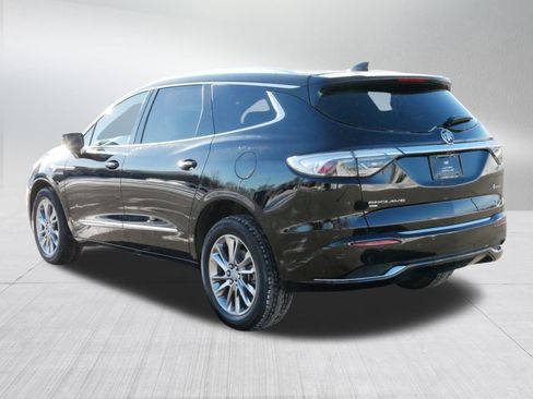 Used 2023 Buick Enclave Avenir w/ Avenir Technology Package image 5