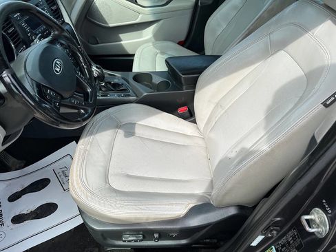 Used 2011 Kia Optima EX image 10