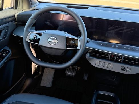 New 2026 Nissan Leaf Platinum+ image 10