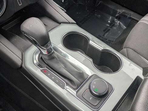 Used 2024 Chevrolet Blazer LT w/ Convenience Package image 15