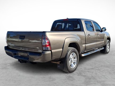 Used 2015 Toyota Tacoma 4x4 Double Cab w/ TRD Sport Package image 6