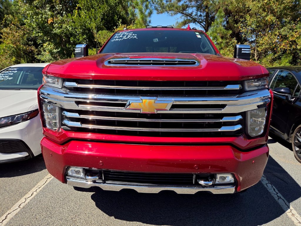 Used 2022 Chevrolet Silverado 2500 High Country w/ Z71 Off-Road Package AWD/4WD image 2