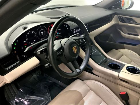 Used 2021 Porsche Taycan 4S image 17