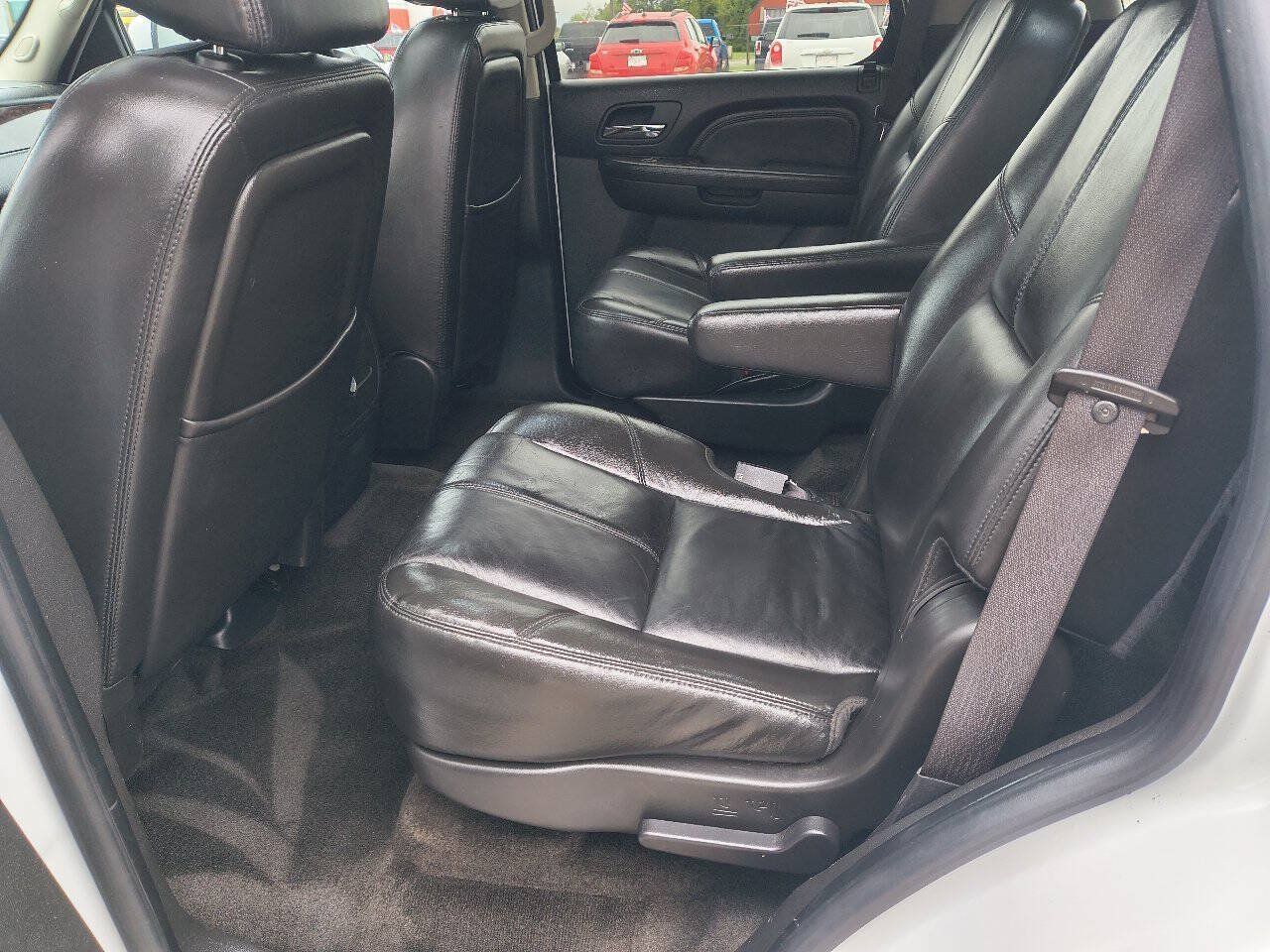 Used 2008 GMC Yukon Denali AWD/4WD image 17