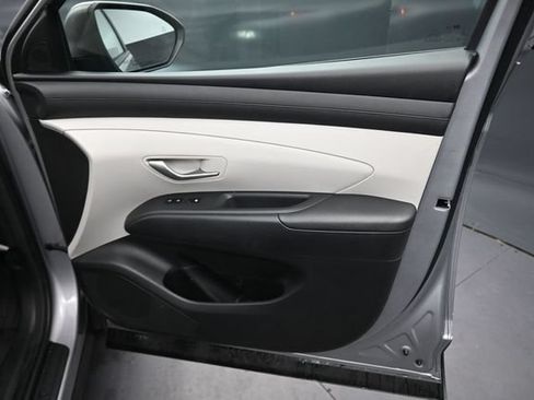 Used 2025 Hyundai Tucson Blue AWD/4WD image 24
