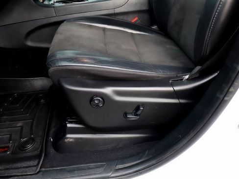 Used 2020 Jeep Grand Cherokee Altitude image 36