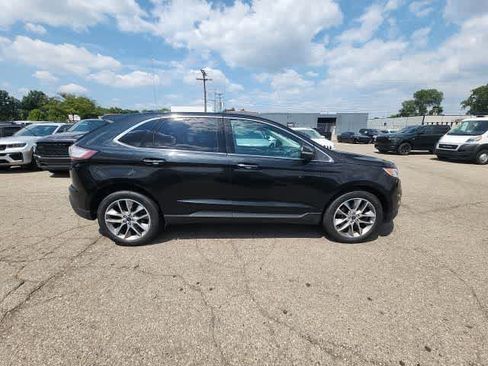 Used 2015 Ford Edge Titanium w/ Equipment Group 301A AWD/4WD image 12