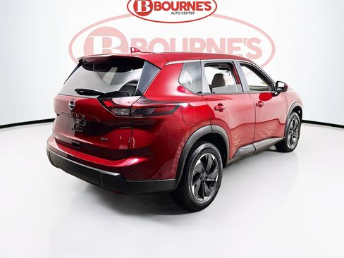 Used 2025 Nissan Rogue SV image 9