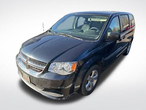 Used 2013 Dodge Grand Caravan SE image 3