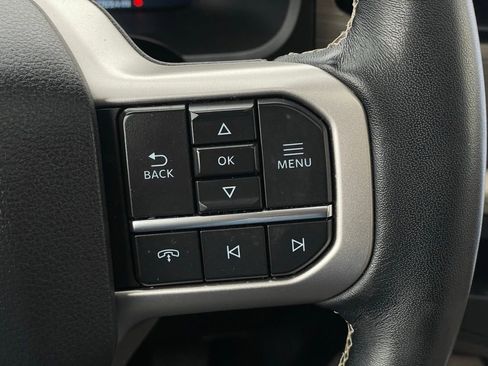 Used 2022 Ford Expedition Limited image 14