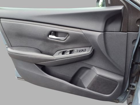 Used 2025 Nissan Sentra SV w/ All-Weather Package FWD image 19