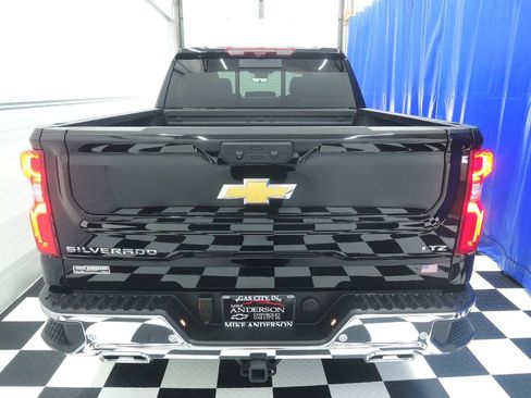 Used 2026 Chevrolet Silverado 1500 LTZ w/ Technology Package AWD/4WD image 9
