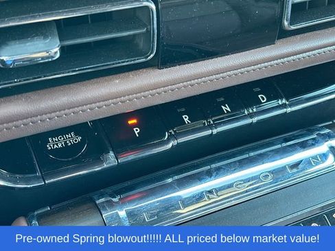 Used 2025 Lincoln Aviator Reserve AWD/4WD image 28