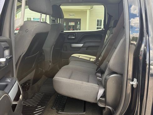 Used 2015 Chevrolet Silverado 2500 LT w/ LT Convenience Package AWD/4WD image 11