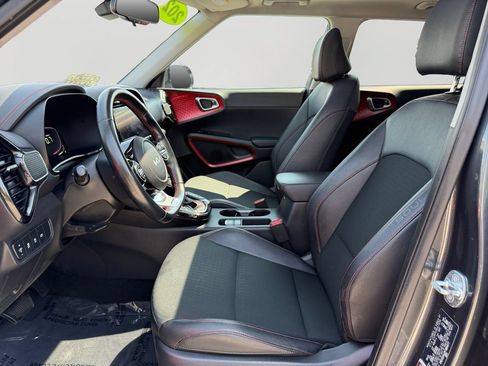 Used 2023 Kia Soul GT-Line w/ GT-Line Technology Package FWD image 24