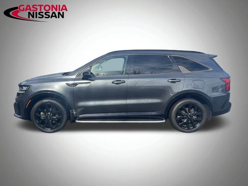 Used 2022 Kia Sorento EX image 9