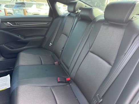 Used 2020 Honda Accord Sport image 11