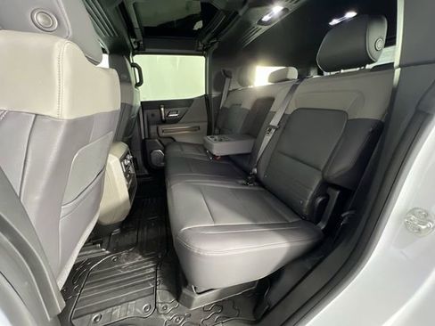 Used 2025 GMC Hummer EV 3X w/ Extreme Off-Road Package image 26