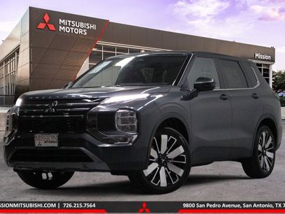 New 2025 Mitsubishi Outlander SE