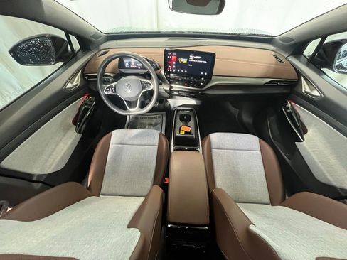 Certified 2023 Volkswagen ID.4 Pro image 13