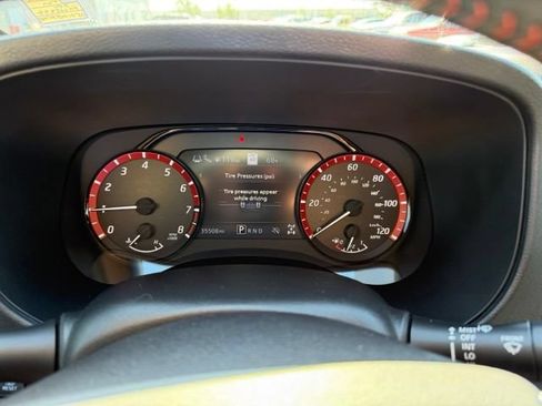 Used 2023 Nissan Frontier PRO-4X w/ Pro Convenience Package AWD/4WD image 20
