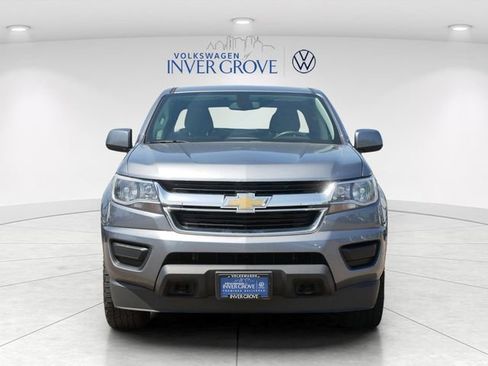 Used 2018 Chevrolet Colorado W/T w/ WT Convenience Package AWD/4WD image 2