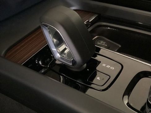 New 2026 Volvo V60 B5 Cross Country Plus w/ Climate Package image 27