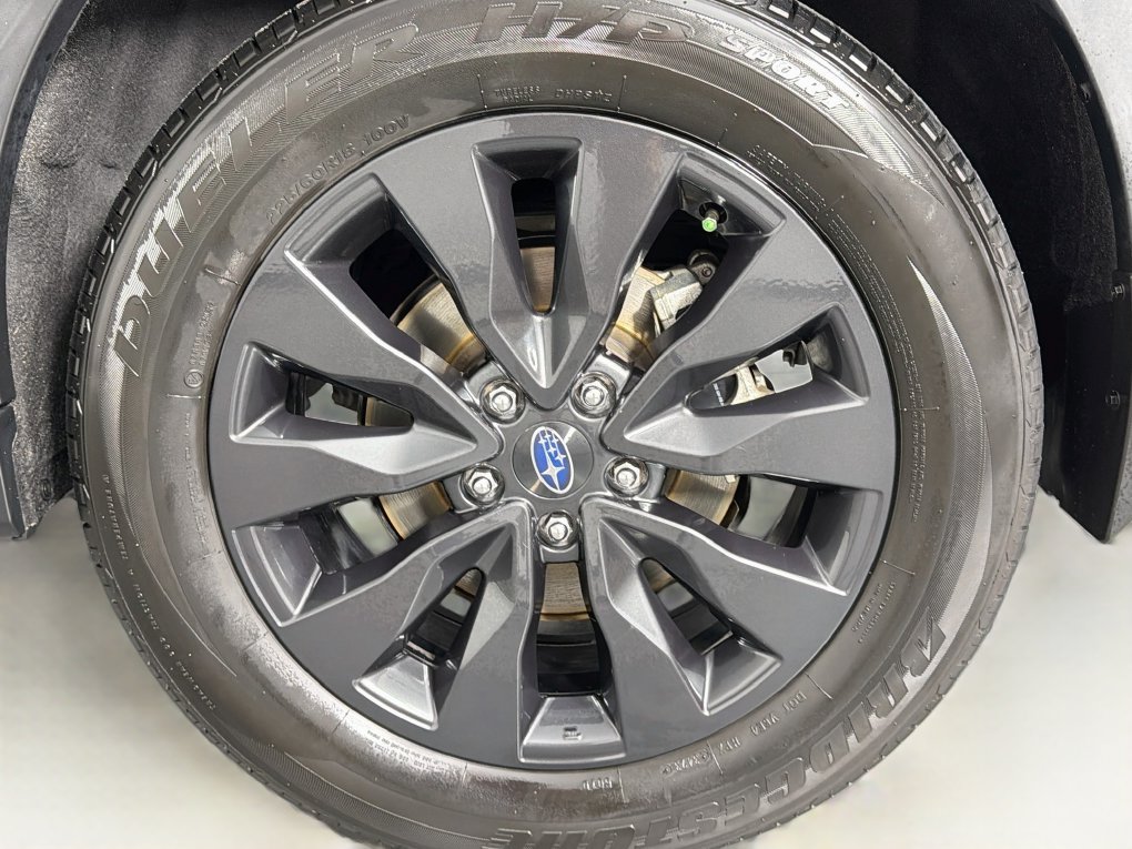 Used 2024 Subaru Outback Onyx Edition AWD/4WD image 32