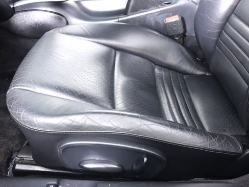 Used 2001 Porsche Boxster S image 25