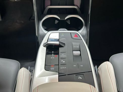 Used 2025 BMW X2 M35i image 21