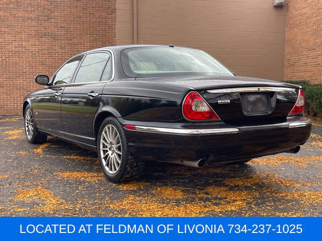 Used 2007 Jaguar XJ8 RWD image 3