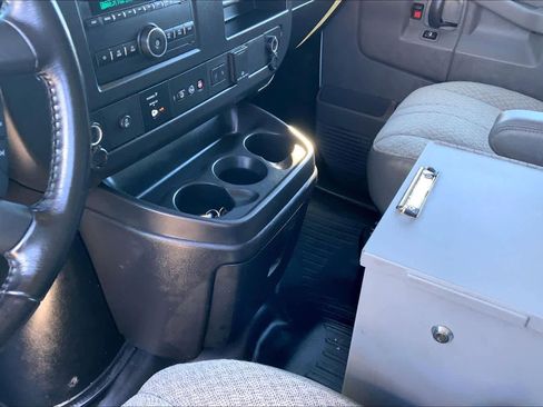 Used 2021 Chevrolet Express 2500 w/ Driver Convenience Package image 12