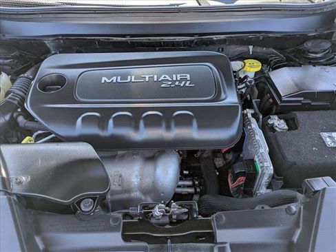 Used 2018 Jeep Cherokee Latitude Plus image 22