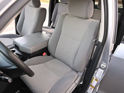 Used 2012 Toyota Tundra 2WD Double Cab image 16