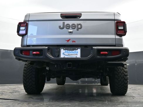 Used 2020 Jeep Gladiator Rubicon AWD/4WD image 43