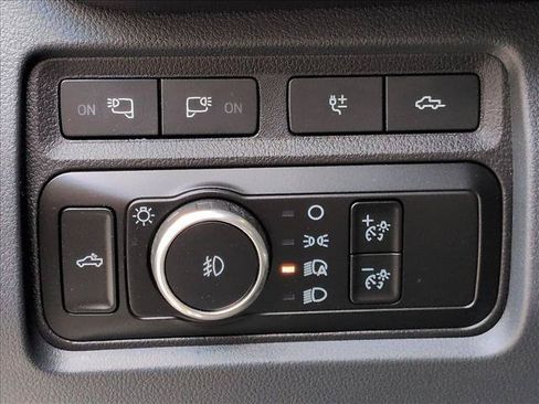 Certified 2024 Ford F350 Platinum w/ Tremor Off-Road Package AWD/4WD image 17