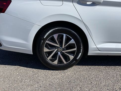 Used 2025 Volkswagen Jetta S image 28