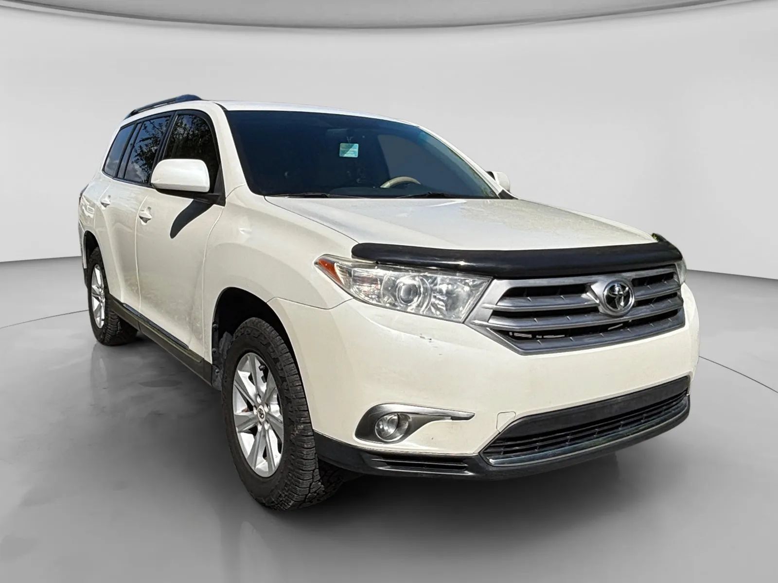 Used 2012 Toyota Highlander FWD w/ Tech Pkg image 7