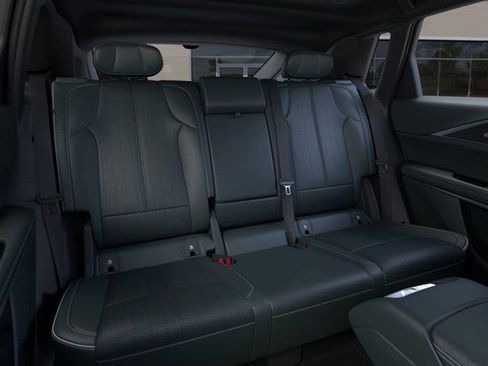 New 2025 Cadillac Lyriq Sport w/ Nappa Leather Package image 17