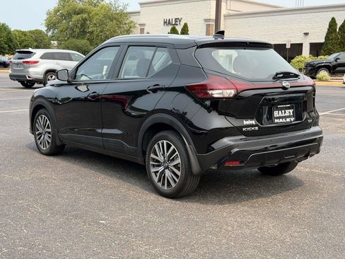 Used 2024 Nissan Kicks SV FWD image 21