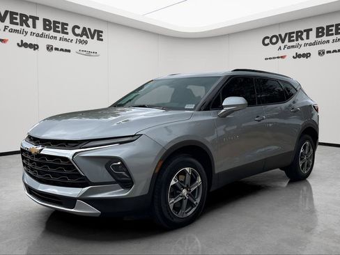Used 2023 Chevrolet Blazer LT w/ Convenience Package image 3