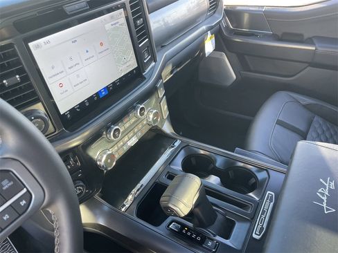 New 2025 Ford F150 Lariat w/ Equipment Group 502A High image 47