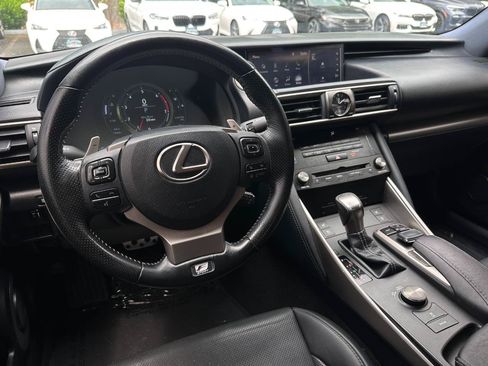 Used 2017 Lexus IS 200t F Sport w/ F Sport Package RWD image 2
