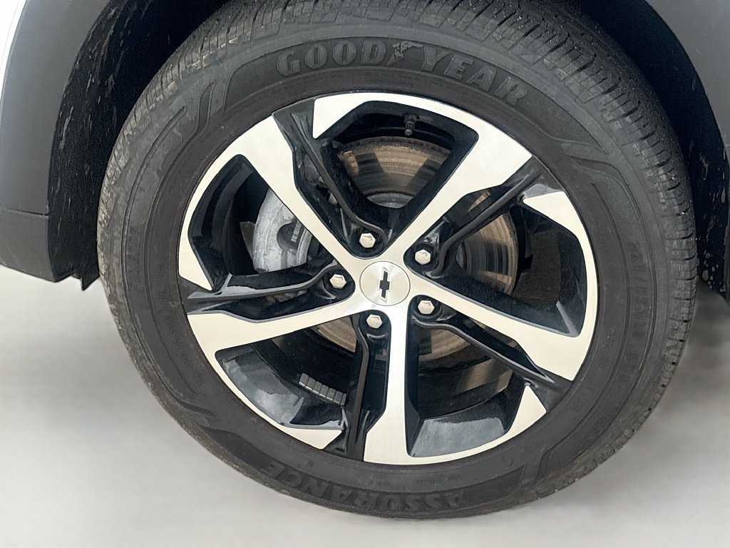 Used 2026 Chevrolet Trax RS FWD image 29